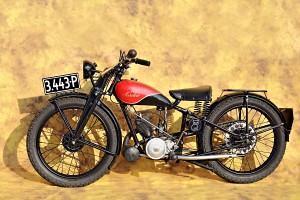 Sarol�a 32U, Vojt�ch �varc